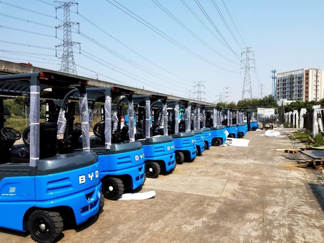 比亞迪叉車以高品質走向世界
